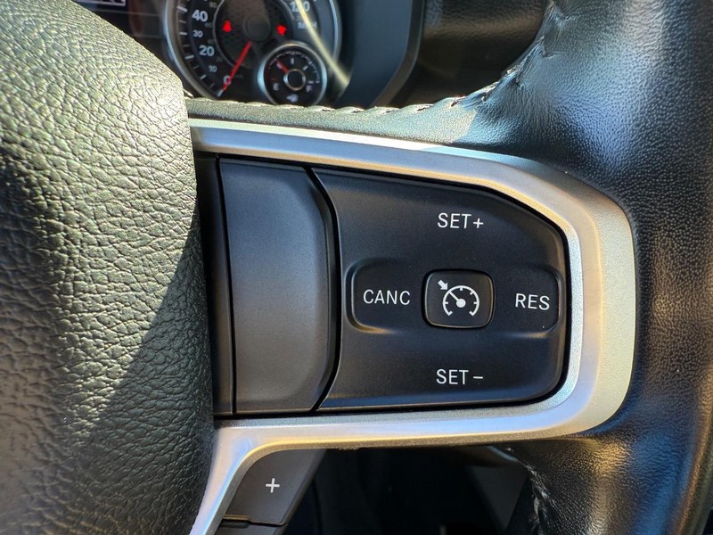 Ram 1500 Vehicle Image 14