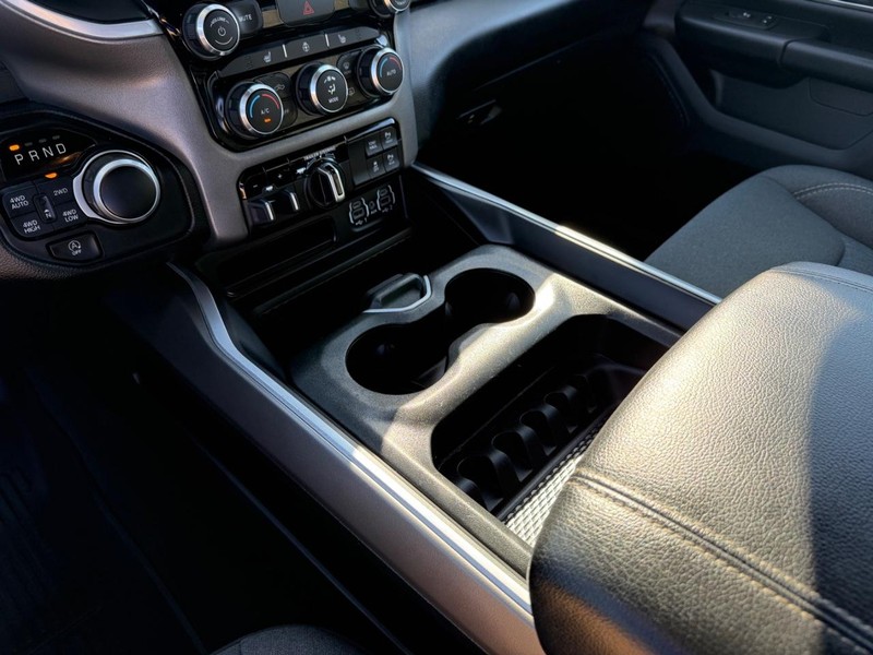 Ram 1500 Vehicle Image 20