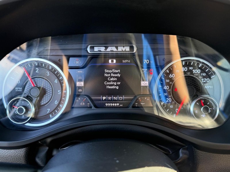 Ram 1500 Vehicle Image 22