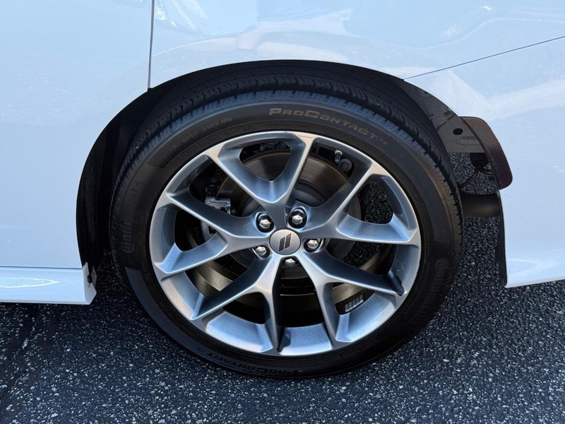 Dodge Charger Vehicle Image 06