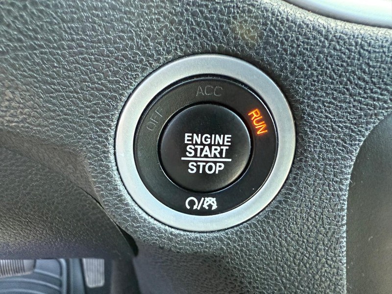 Dodge Charger Vehicle Image 15