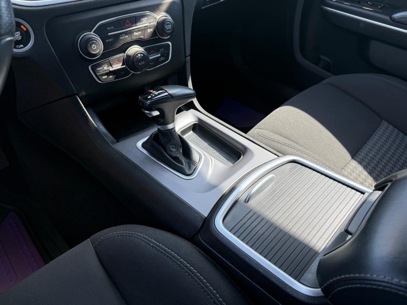 Dodge Charger Vehicle Image 19