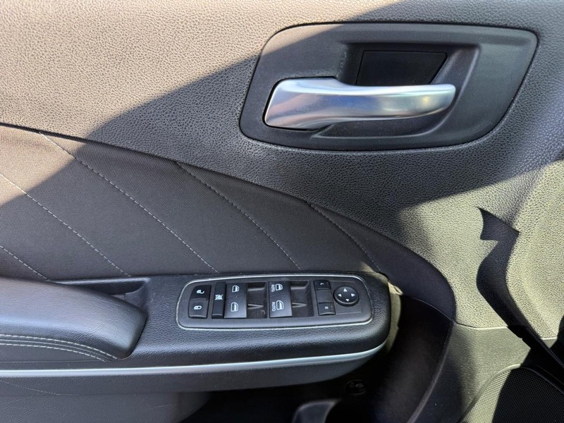 Dodge Charger Vehicle Image 23