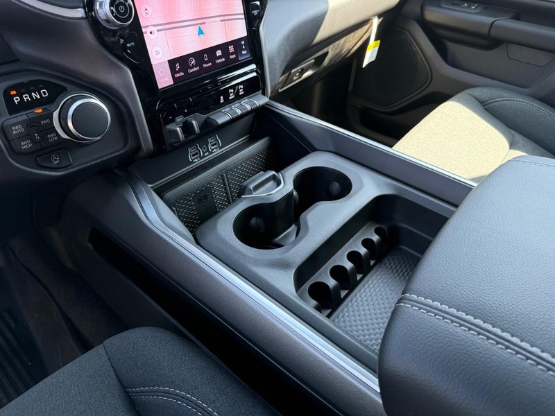 Ram 1500 Vehicle Image 12