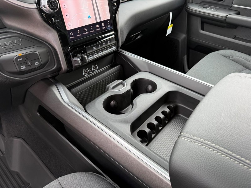 Ram 2500 Vehicle Image 12