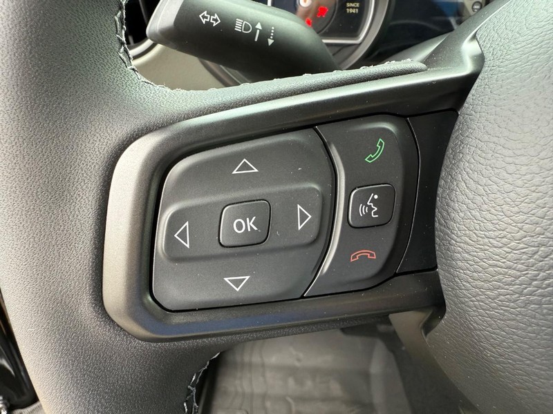 Jeep Gladiator Vehicle Image 07