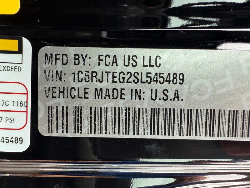 Jeep Gladiator Vehicle Image 20