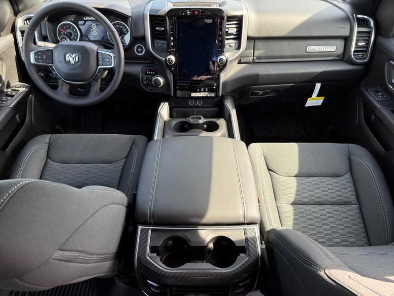 Ram 1500 Vehicle Image 05