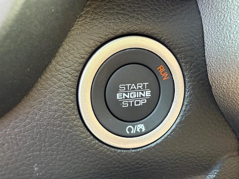 Ram 1500 Vehicle Image 09