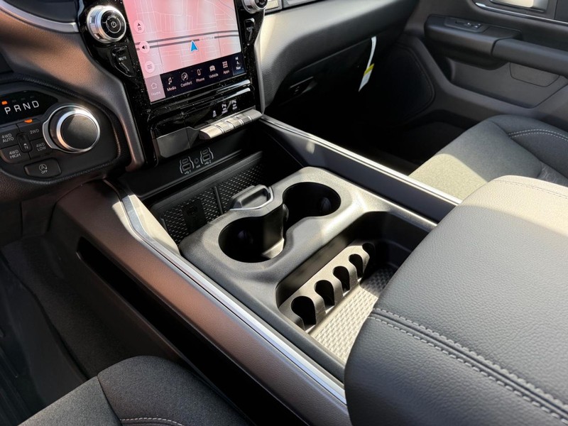 Ram 1500 Vehicle Image 12