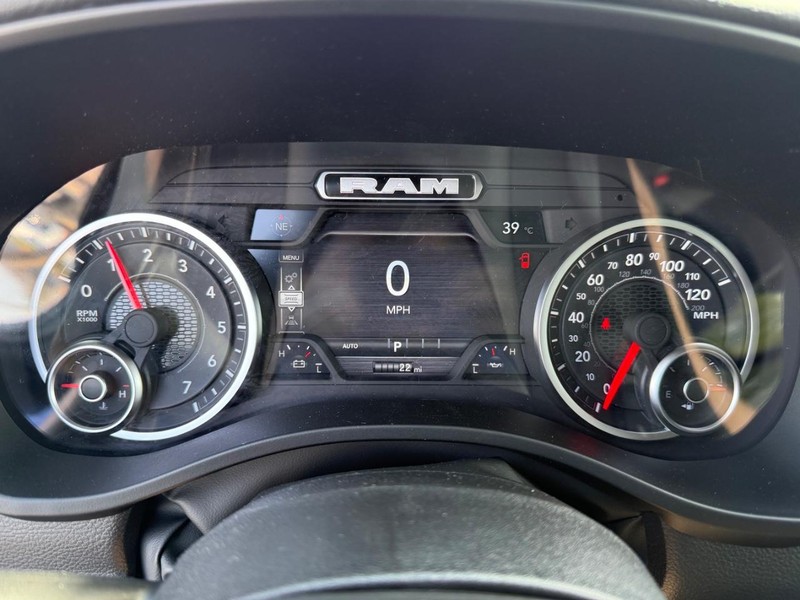 Ram 1500 Vehicle Image 14