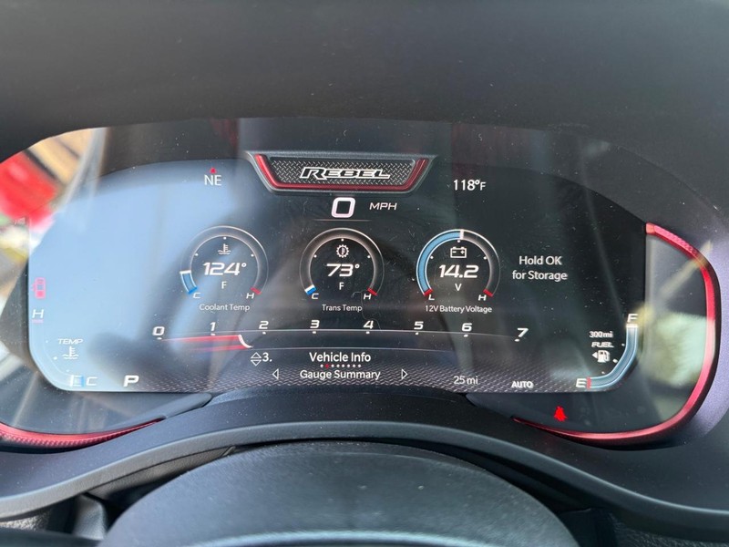 Ram 1500 Vehicle Image 14