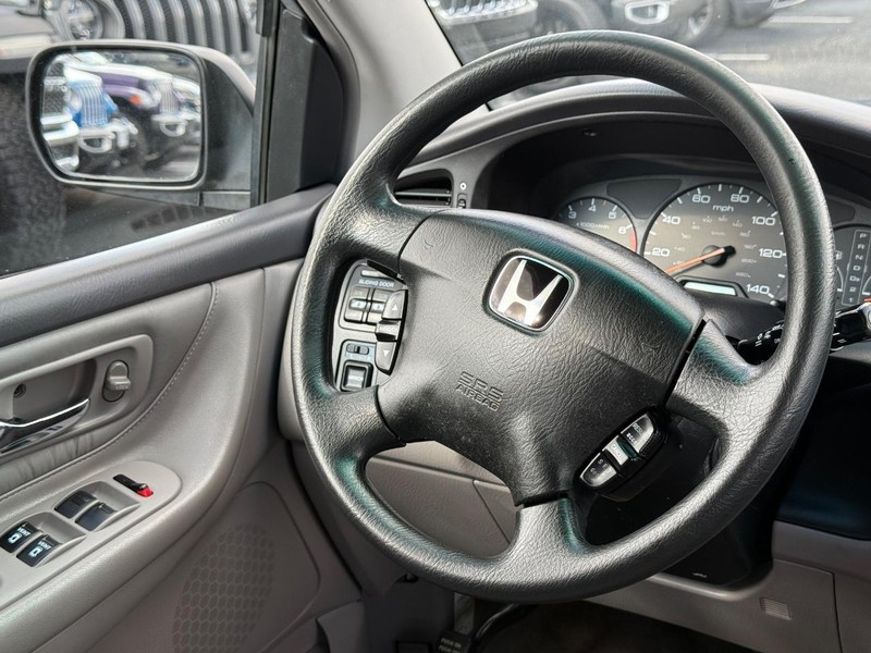 Honda Odyssey Vehicle Image 13