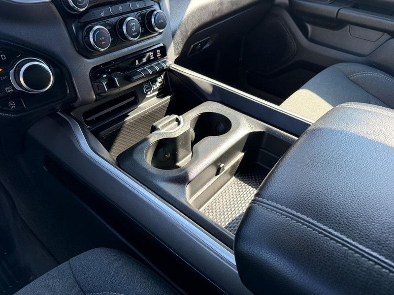Ram 1500 Vehicle Image 21