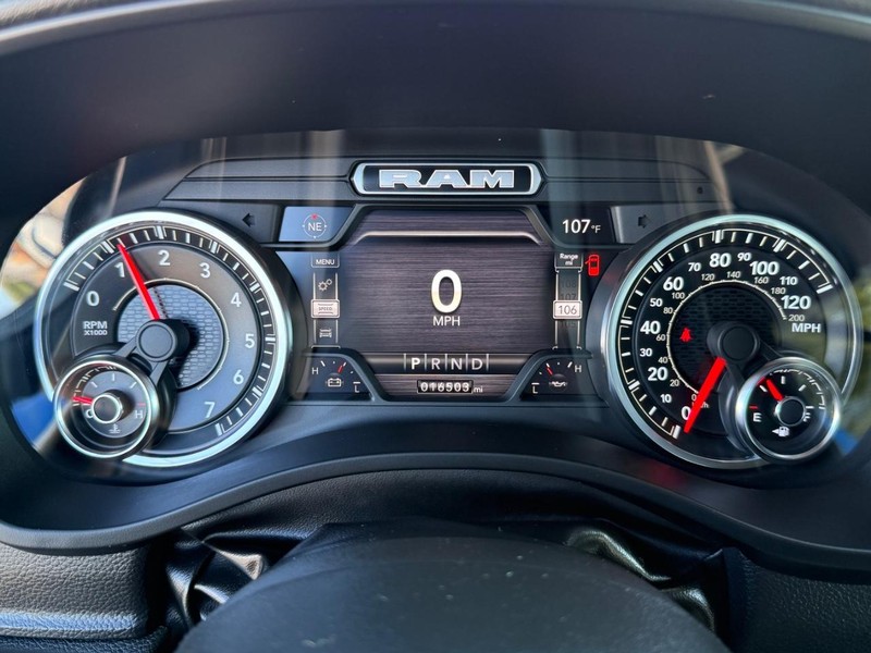 Ram 1500 Vehicle Image 24