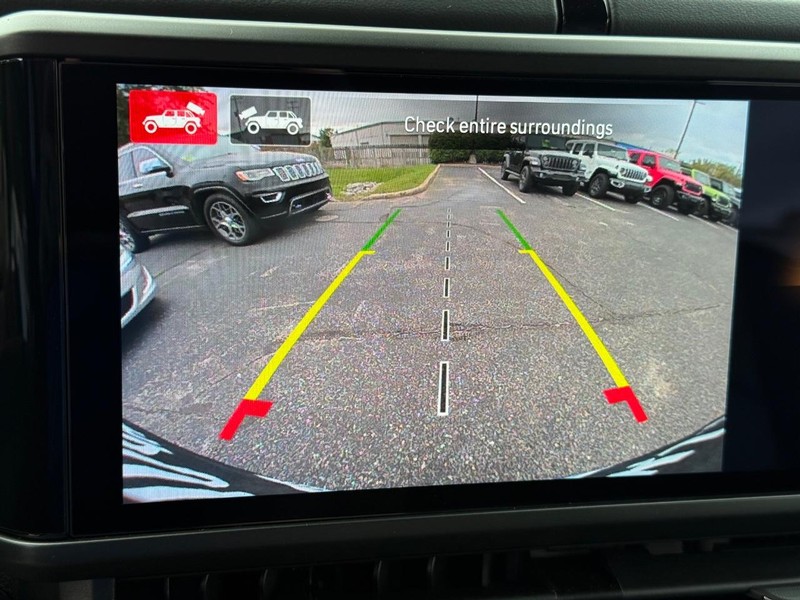 Jeep Wrangler Vehicle Image 13