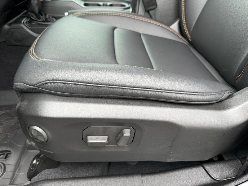 Jeep Wrangler Vehicle Image 21