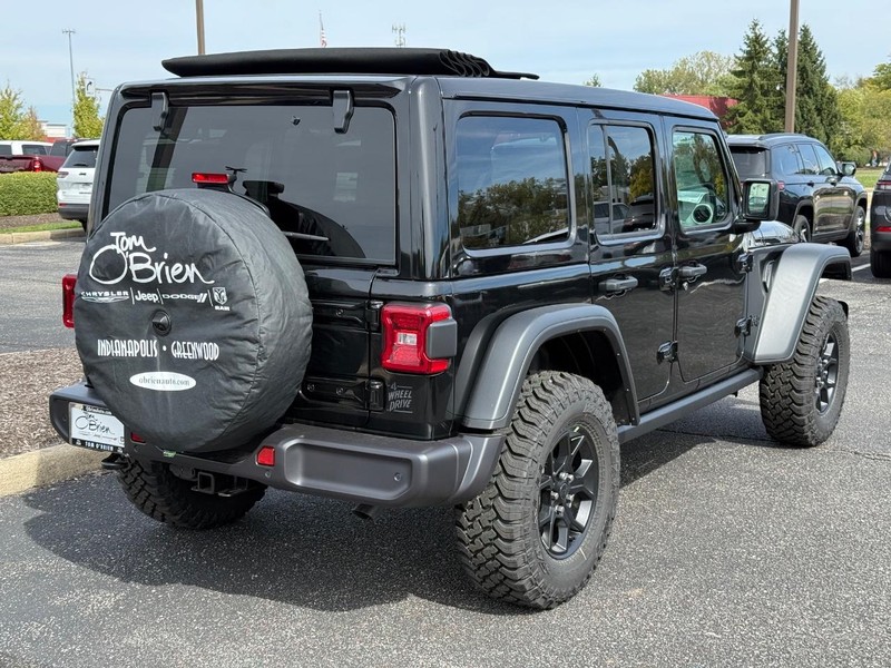 Jeep Wrangler Vehicle Image 03