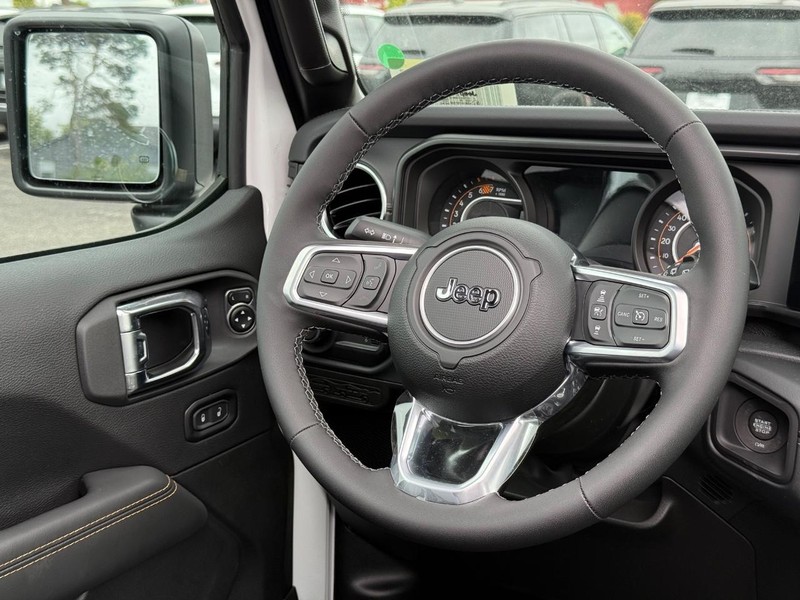 Jeep Wrangler Vehicle Image 07