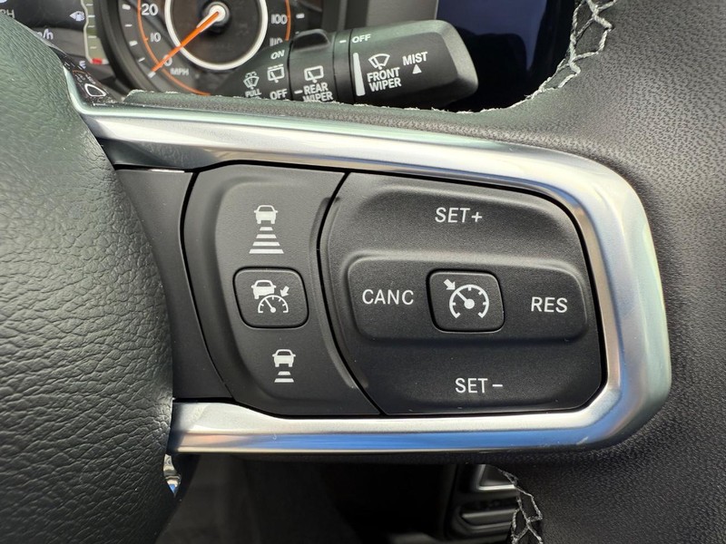 Jeep Wrangler Vehicle Image 09