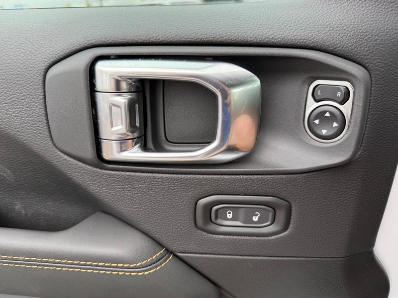 Jeep Wrangler Vehicle Image 20