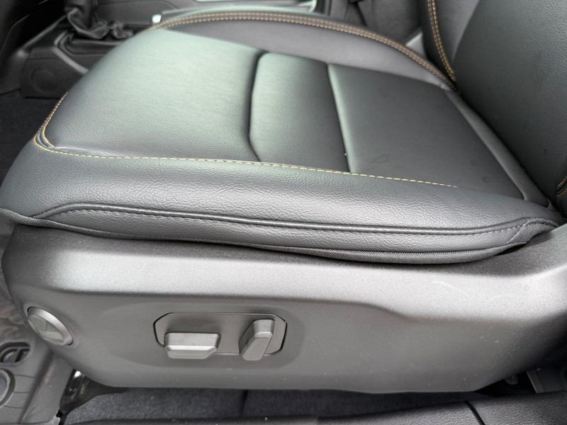 Jeep Wrangler Vehicle Image 21