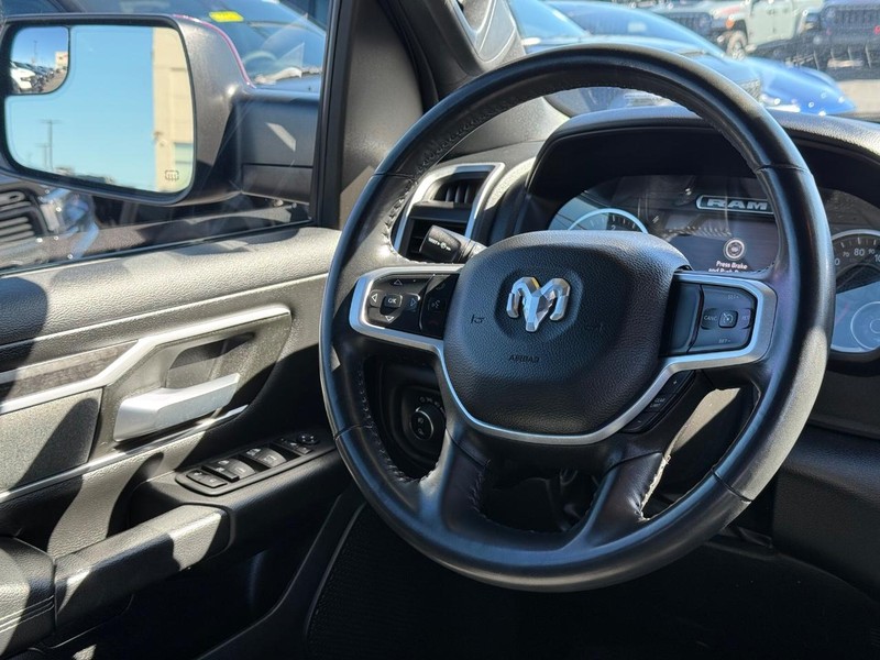 Ram 1500 Vehicle Image 12