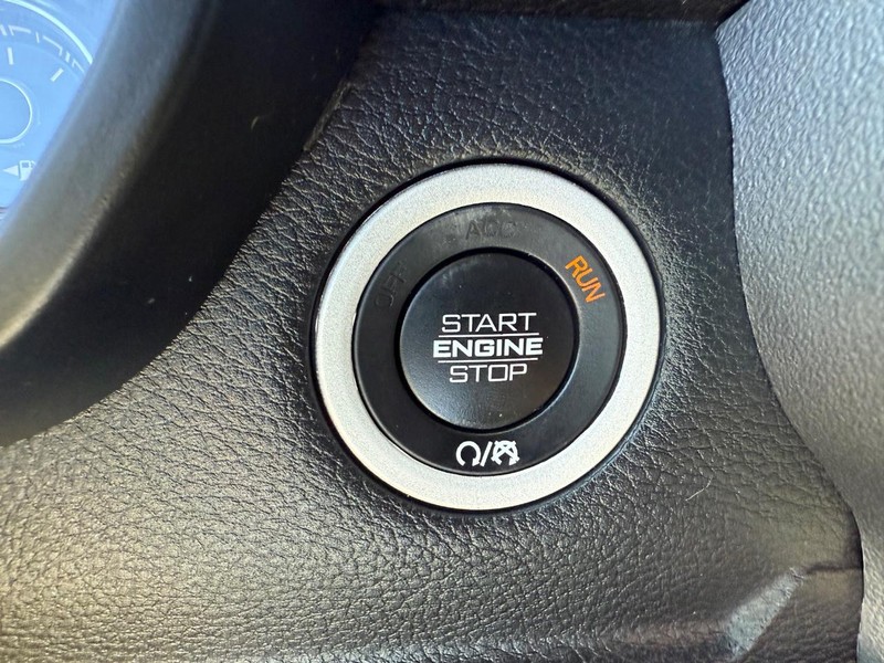 Ram 1500 Vehicle Image 15