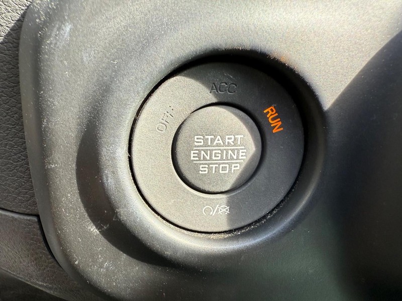 Jeep Wrangler 4xe Vehicle Image 16