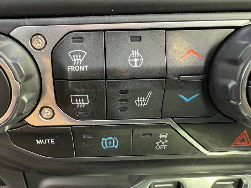 Jeep Wrangler 4xe Vehicle Image 17