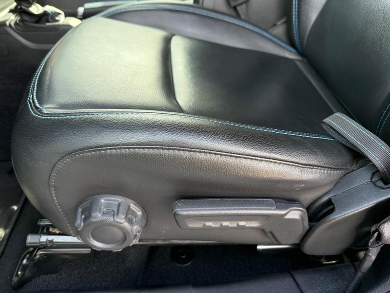 Jeep Wrangler 4xe Vehicle Image 27