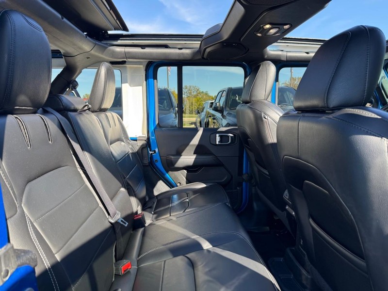 Jeep Wrangler 4xe Vehicle Image 10