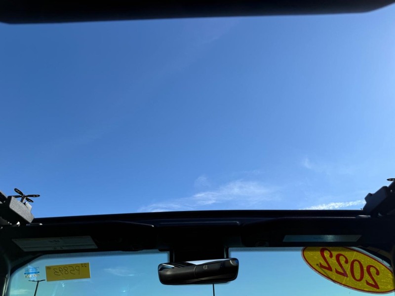 Jeep Wrangler 4xe Vehicle Image 11