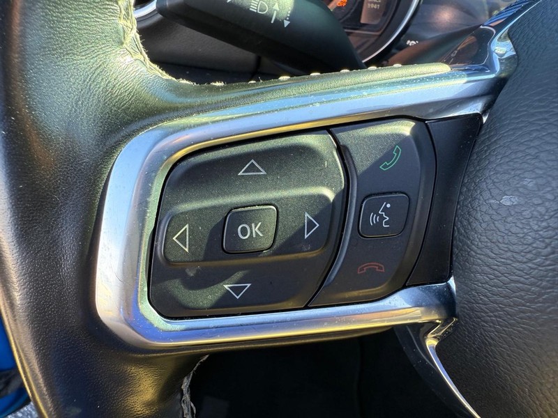 Jeep Wrangler 4xe Vehicle Image 14