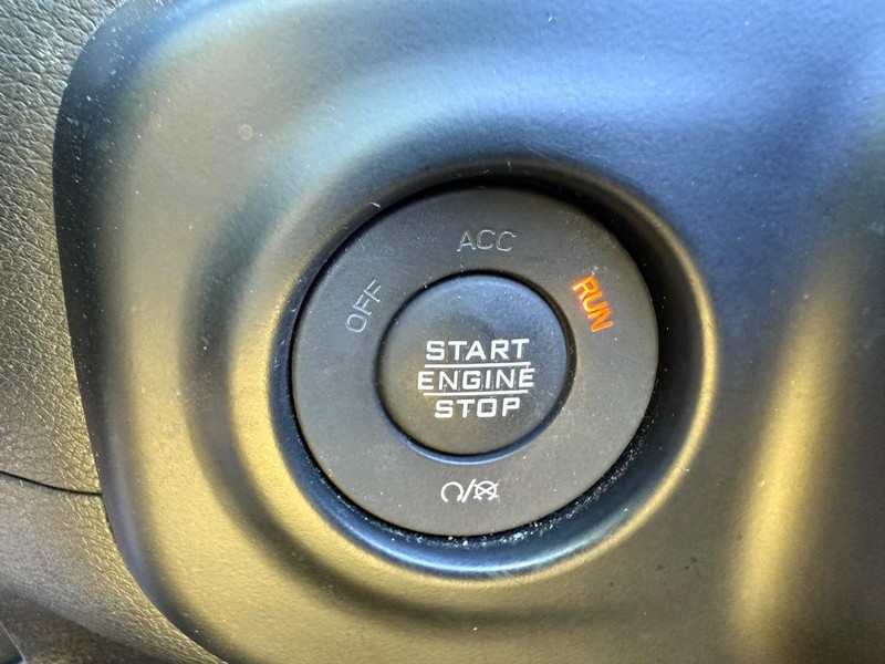 Jeep Wrangler 4xe Vehicle Image 16