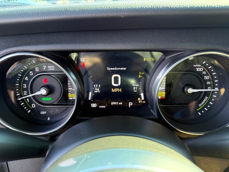Jeep Wrangler 4xe Vehicle Image 24