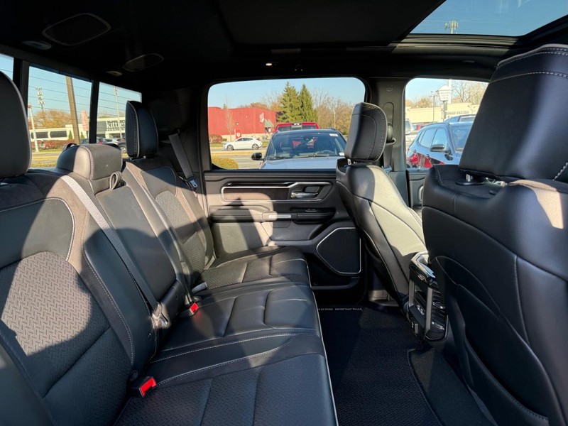 Ram 1500 Vehicle Image 10