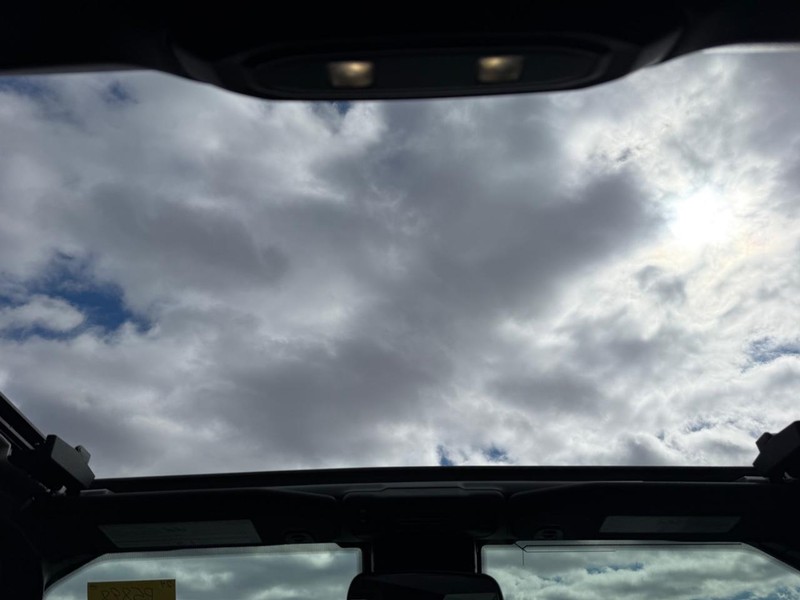 Jeep Wrangler 4xe Vehicle Image 11