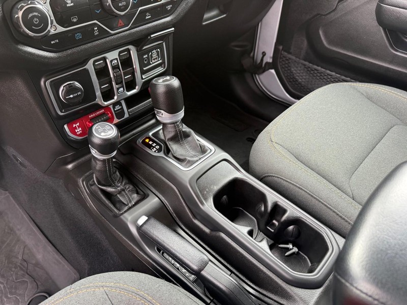 Jeep Wrangler 4xe Vehicle Image 20