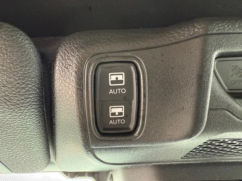 Jeep Wrangler 4xe Vehicle Image 22