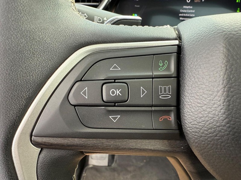 Jeep Grand Cherokee 4xe Vehicle Image 15