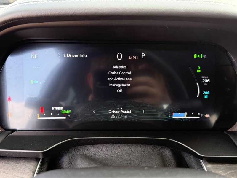 Jeep Grand Cherokee 4xe Vehicle Image 25