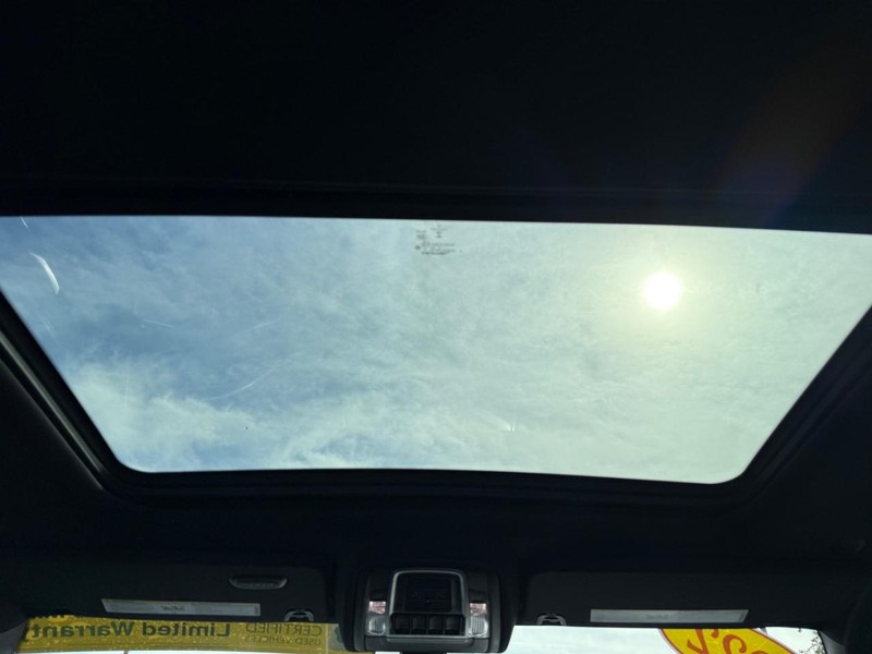 Ram 1500 Vehicle Image 11