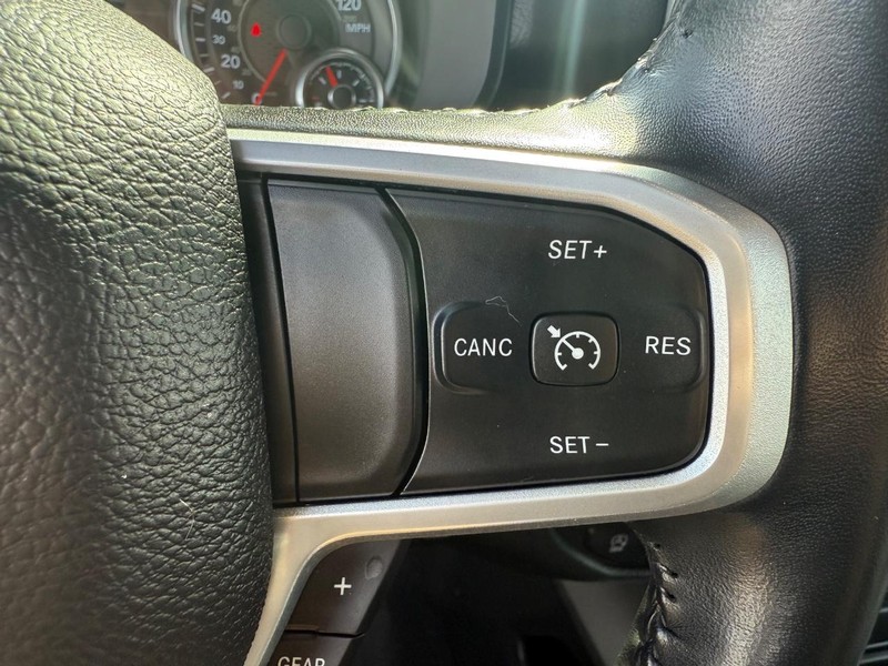 Ram 1500 Vehicle Image 15