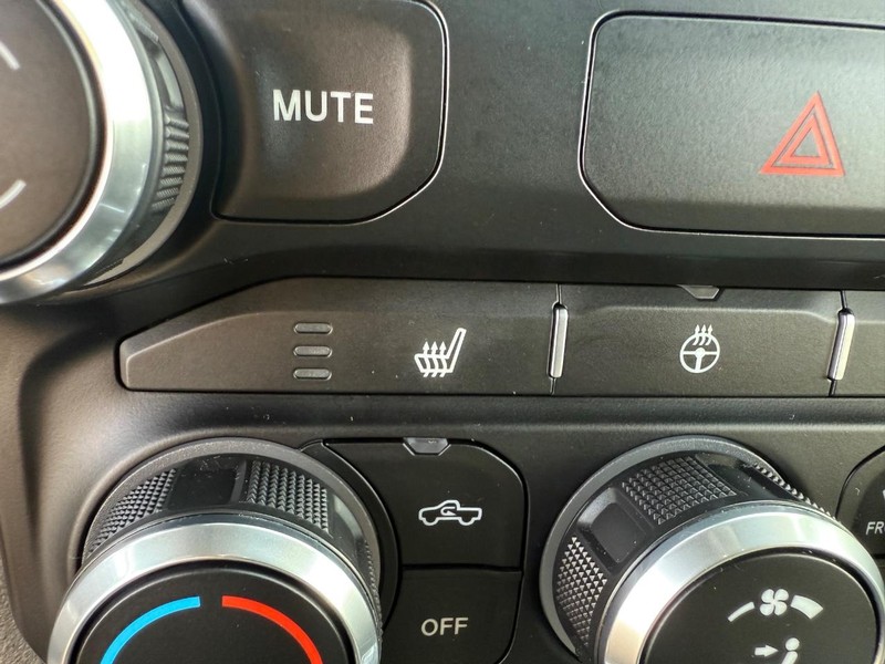 Ram 1500 Vehicle Image 17