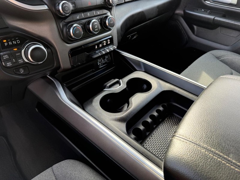 Ram 1500 Vehicle Image 21