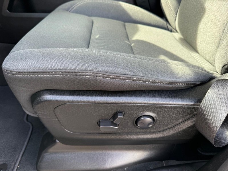 Ram 1500 Vehicle Image 27