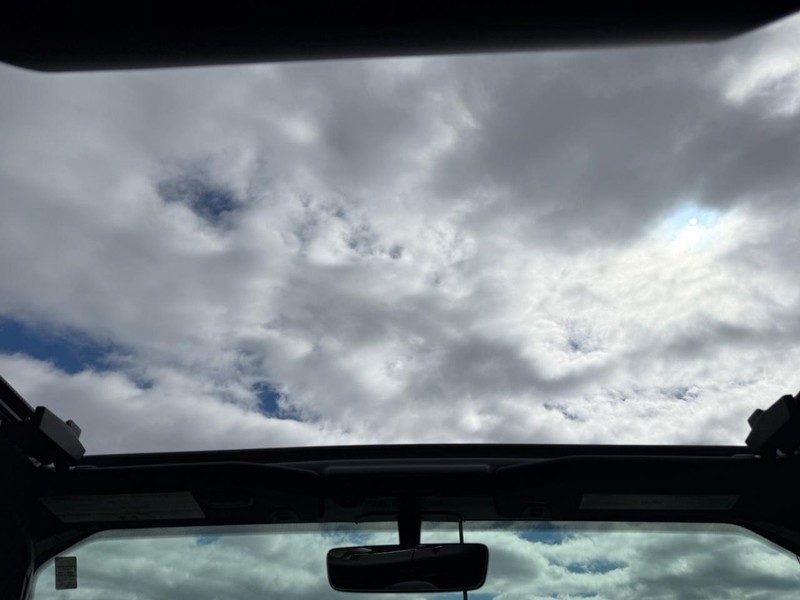 Jeep Wrangler 4xe Vehicle Image 11