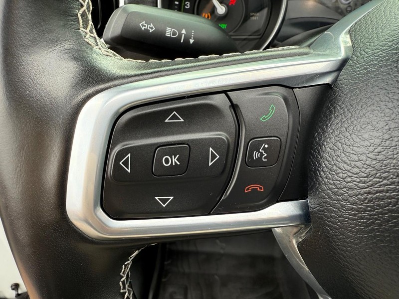 Jeep Wrangler 4xe Vehicle Image 14