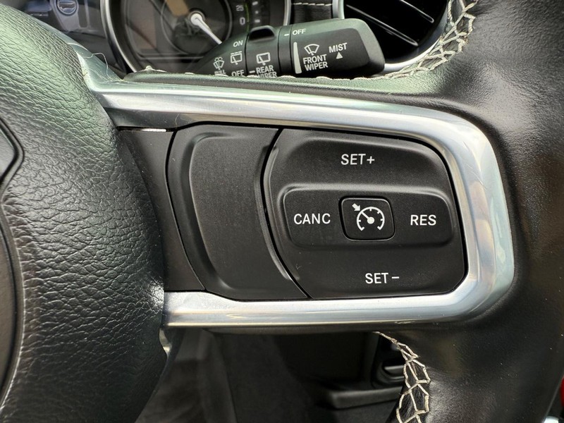 Jeep Wrangler 4xe Vehicle Image 15